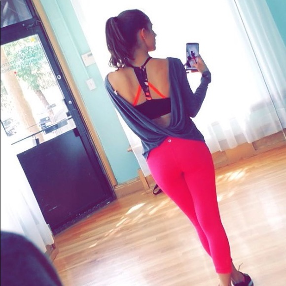 Meet your Posher, Janel - Picture 2 of 6